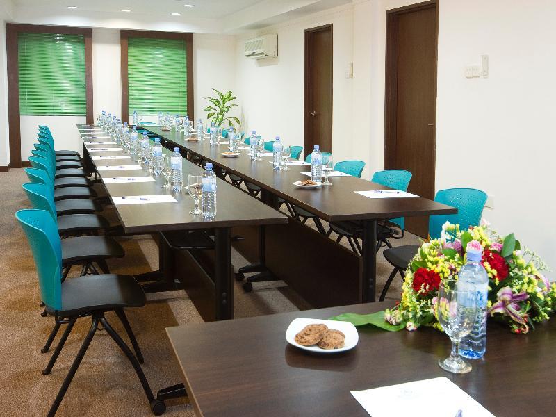 Mookai Suites Male Ngoại thất bức ảnh