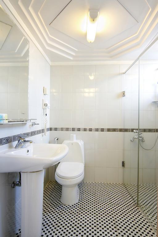 Mookai Suites Male Ngoại thất bức ảnh